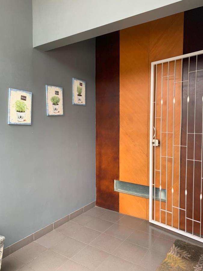 Platinum Setramurni Guest House Bandung 3Br 외부 사진